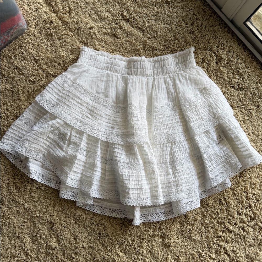 Aerie Rock n Ruffle white lacey skirt  - size small  - excellent condition
